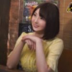 「おばさんを酔わせてどうするつもり？」若い男女で溢れ返る相席居酒屋で一人呑みしている熟女を狙い撃ちで口説いてお持ち帰り！寂しさと欲求不満が募った素人奥さんの乾いたカラ
